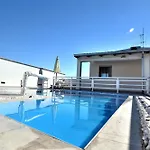 White Private Pool Villa Alcamo