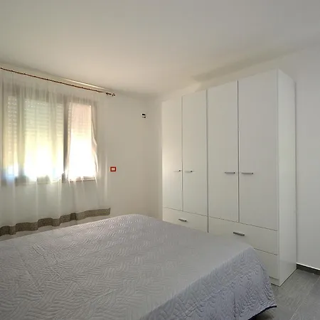 White Private Pool Villa Alcamo